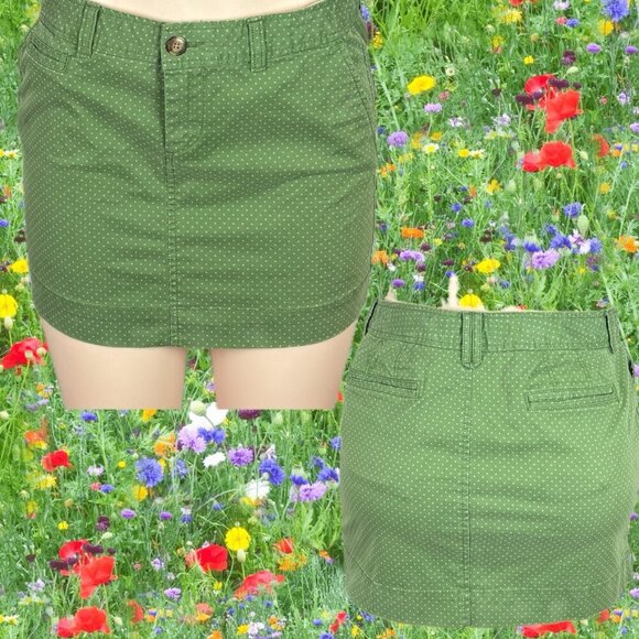 Old Navy 2 Green Micro Polka-Dot Button Zip Front Pockets Cotton Mini Skirt - Picture 1 of 6